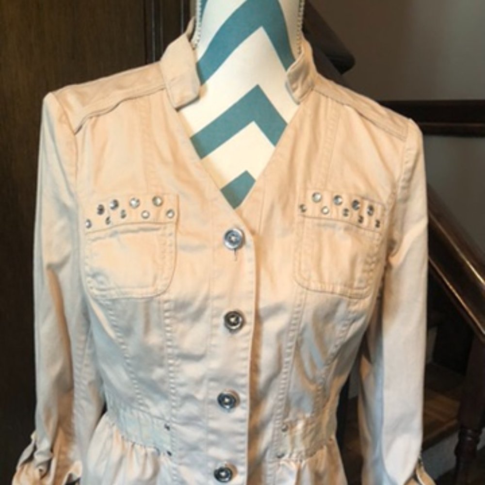 Jeweled Business Casual Blazer White House Black Market Size 8 Beige